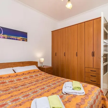 Casa vacanze In With Kitchen