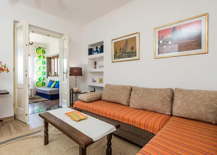 Nice Home In Opatija With Kitchen أوباتيا