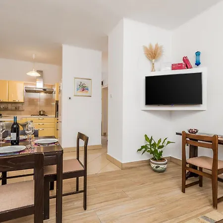 Nice Home In Opatija With Kitchen 別荘 オパティヤ