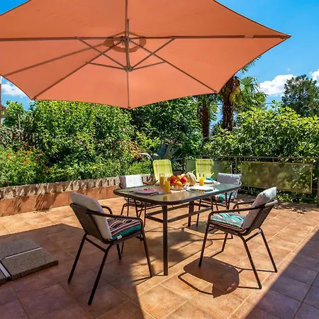 Ferienhaus In With Kitchen Opatija