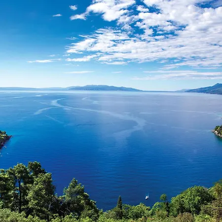 Nice Home In Opatija With Kitchen Дом отдыха