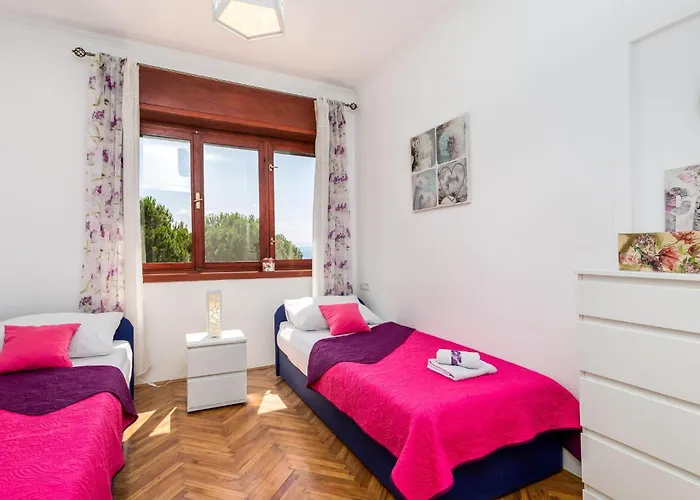 Nice Home In Opatija With Kitchen